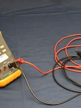 Fluke 715 Kalibrator Metesco